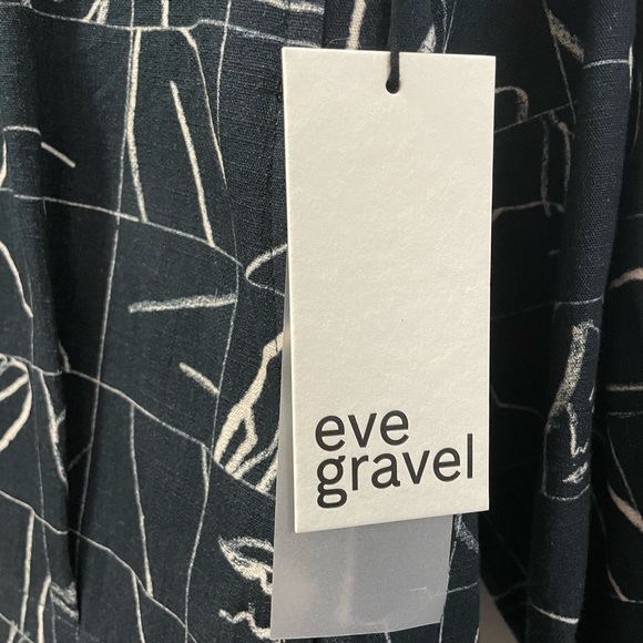 Eve Gravel black and white pattern light jacket - Picture 2 of 4